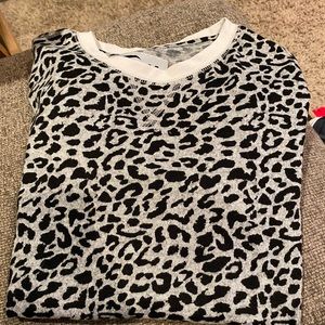 ZYIA | Sweaters | Zyia Leopard 